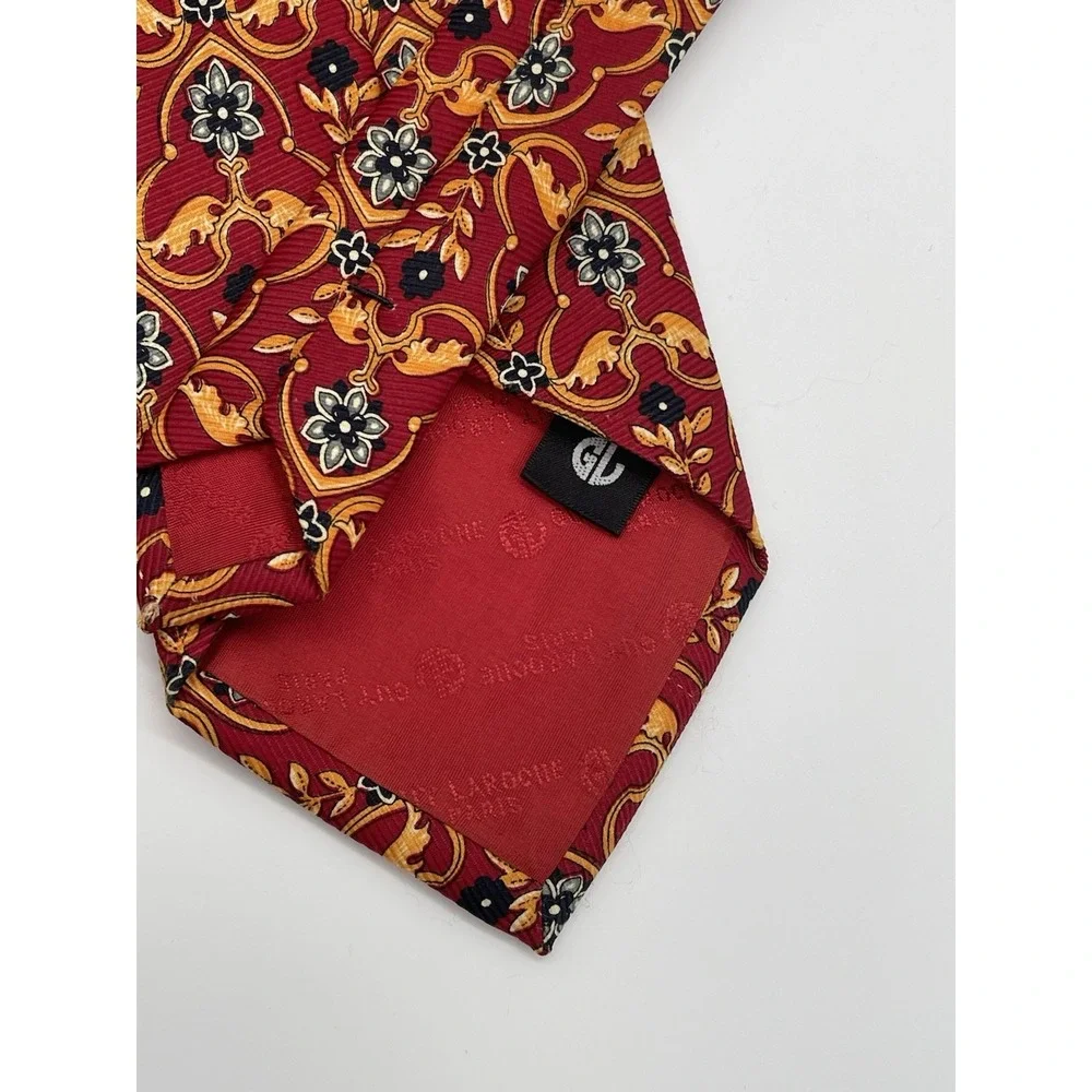 Guy Laroche this red